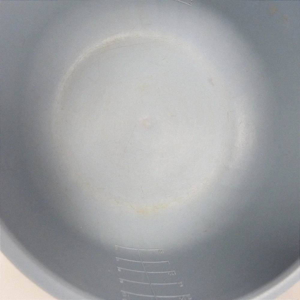 Vintage Shamrock Neatway Blue Swirl Mixing Bowl with Handle 2.5 Qt 10 Cups Retro